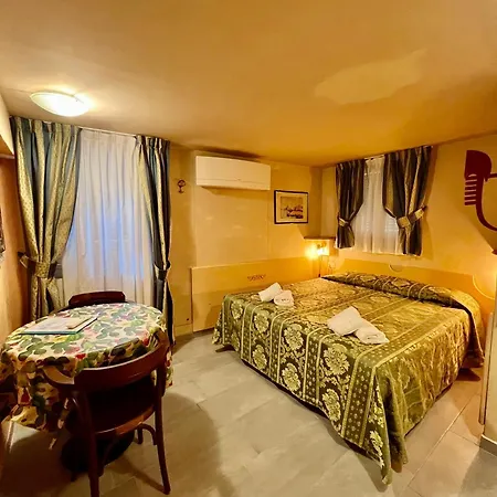 Pensionat San Marcuola - Private In Venedig
